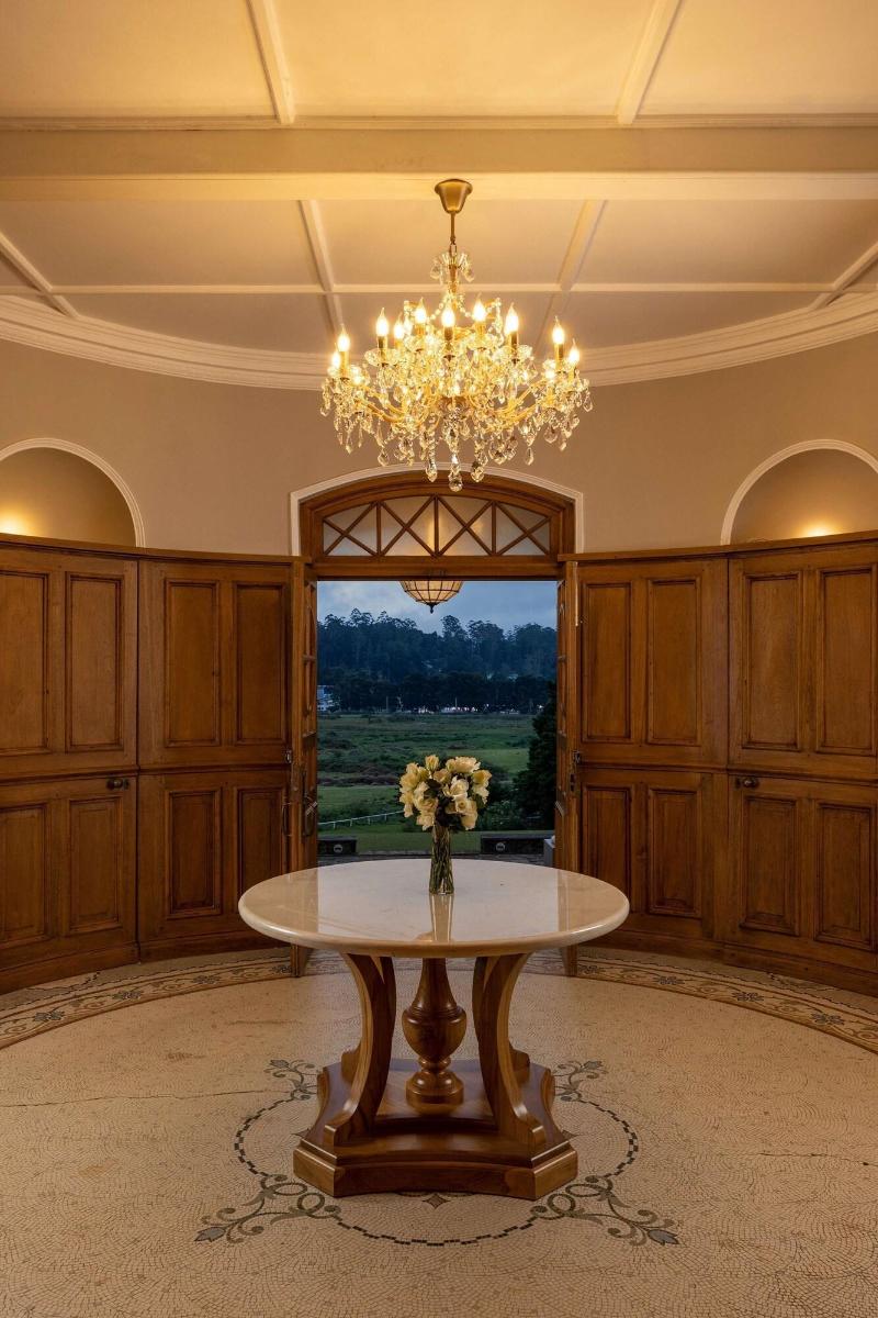 The Bellwood Manor image