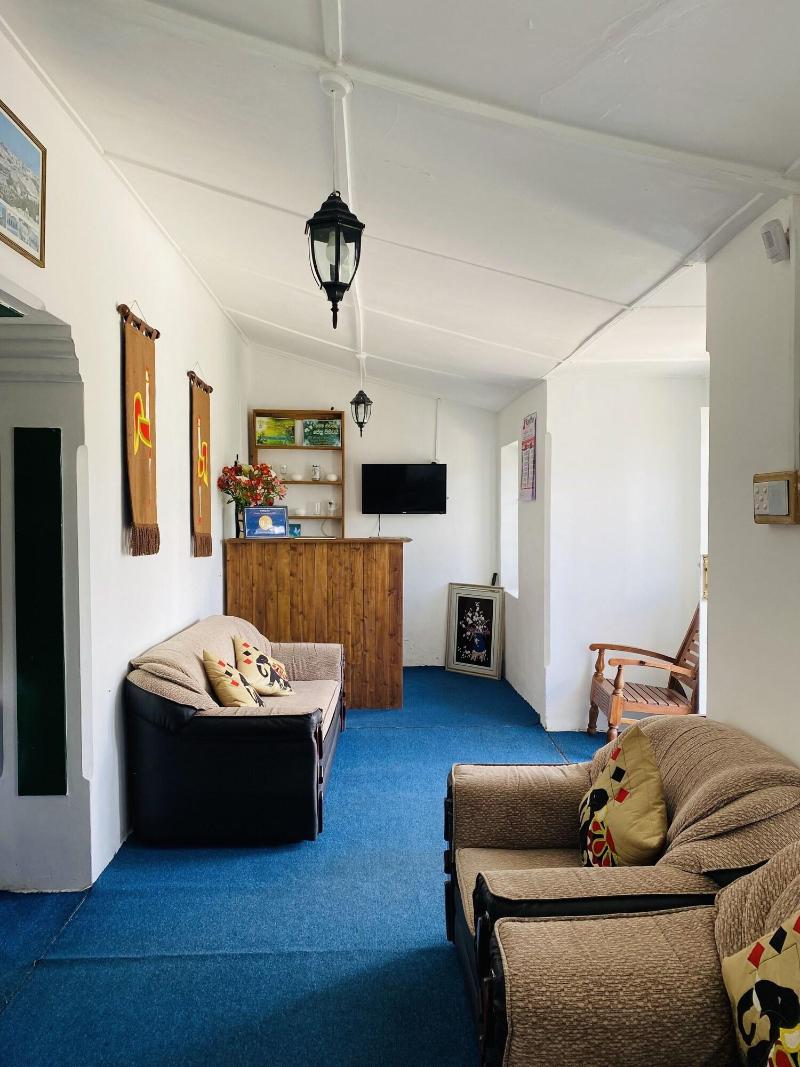 Zion White House — photo 4