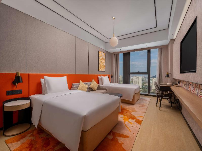 Hilton Garden Inn Nantong Haohe Scenic Area image