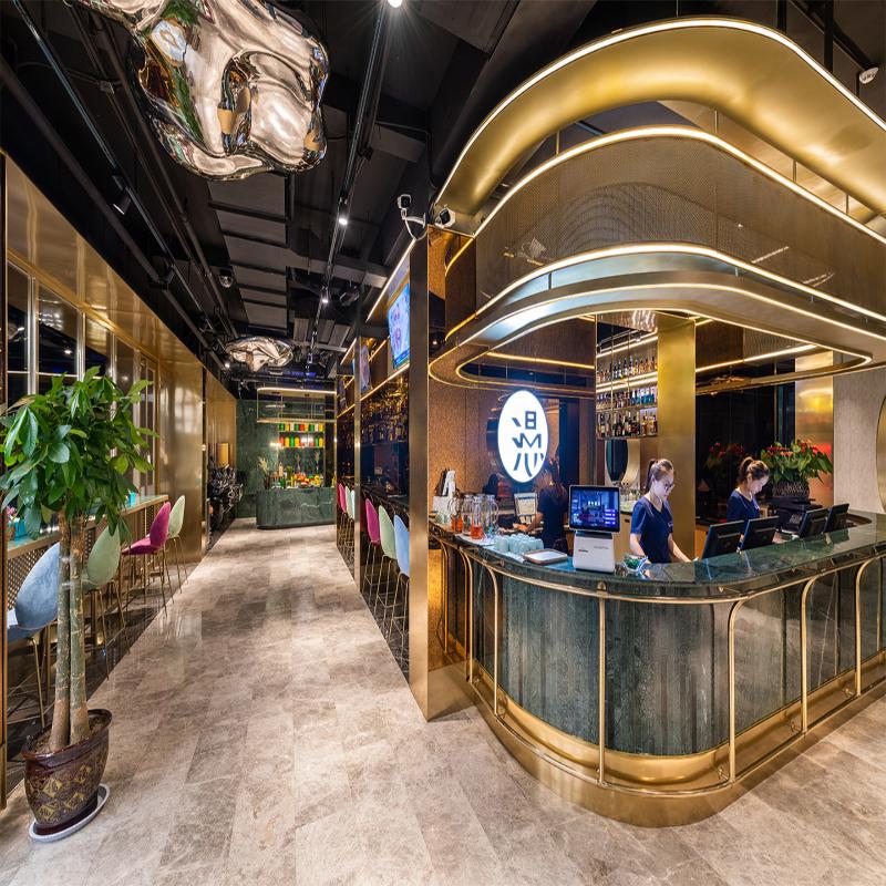 Lobby & Reception