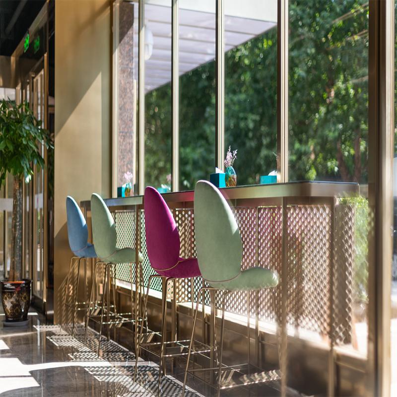 Lobby & Reception