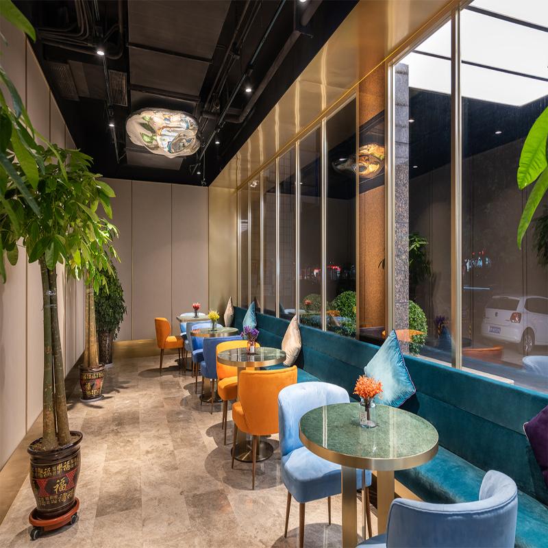 Lobby & Reception