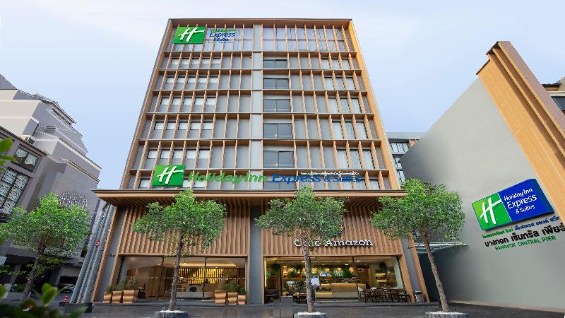 Holiday Inn Express And Suites Bangkok Central Pie