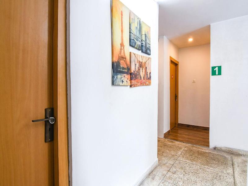 Hotel Globe Express image