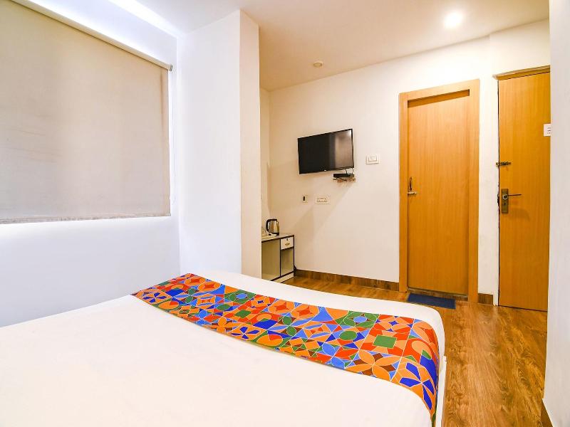 Hotel Globe Express image