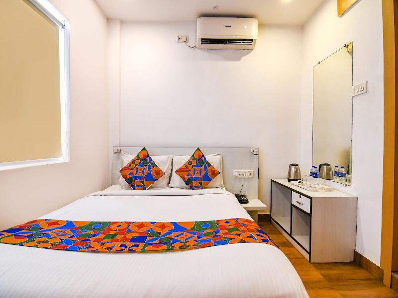 Hotel Globe Express image