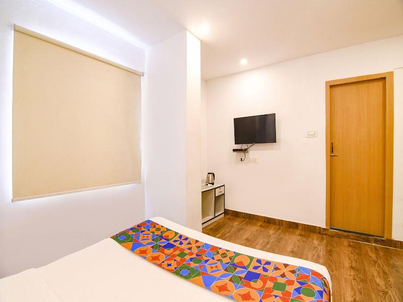 Hotel Globe Express image