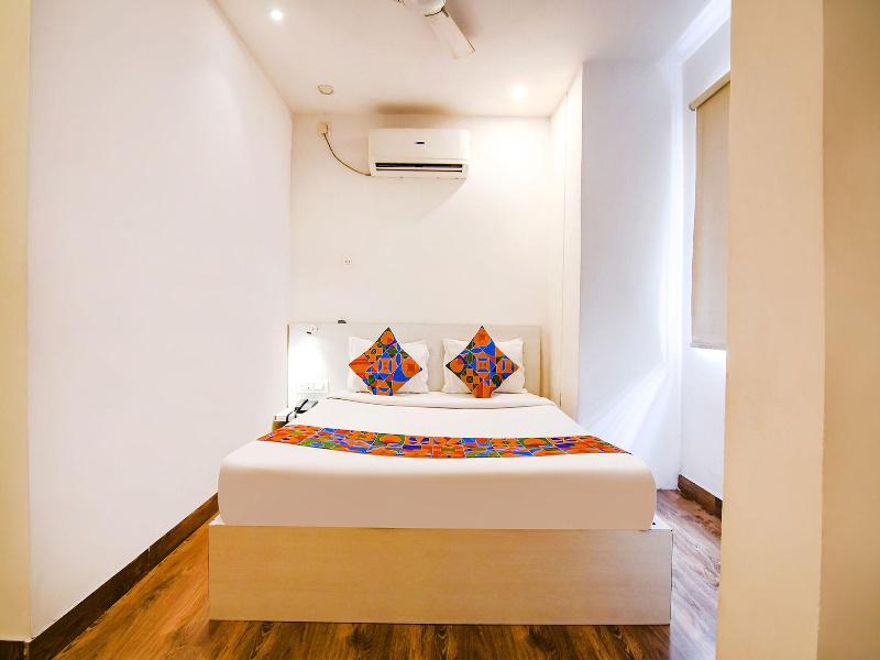 Hotel Globe Express image