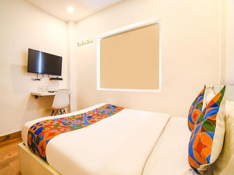 Hotel Globe Express image