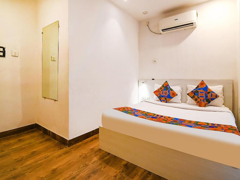 Hotel Globe Express image