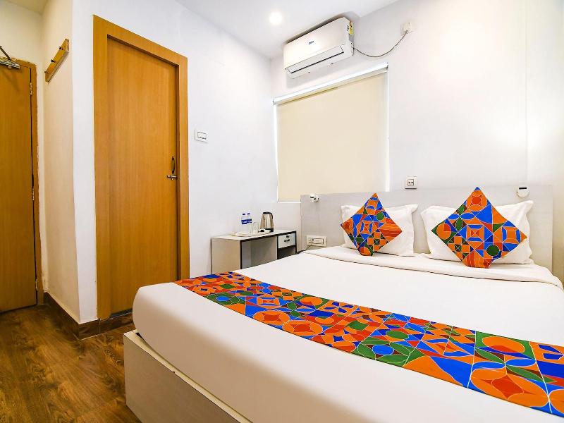 Hotel Globe Express image