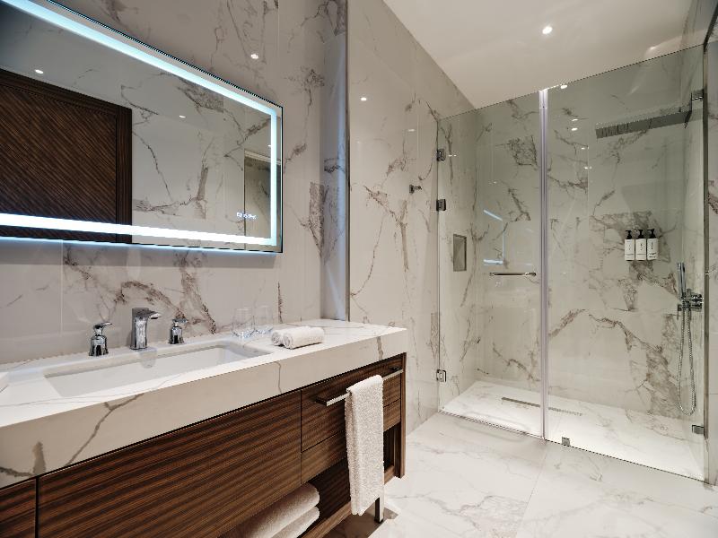Crowne Plaza Tashkent image