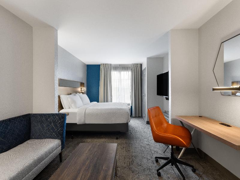 Holiday Inn Express Savannah Airport image