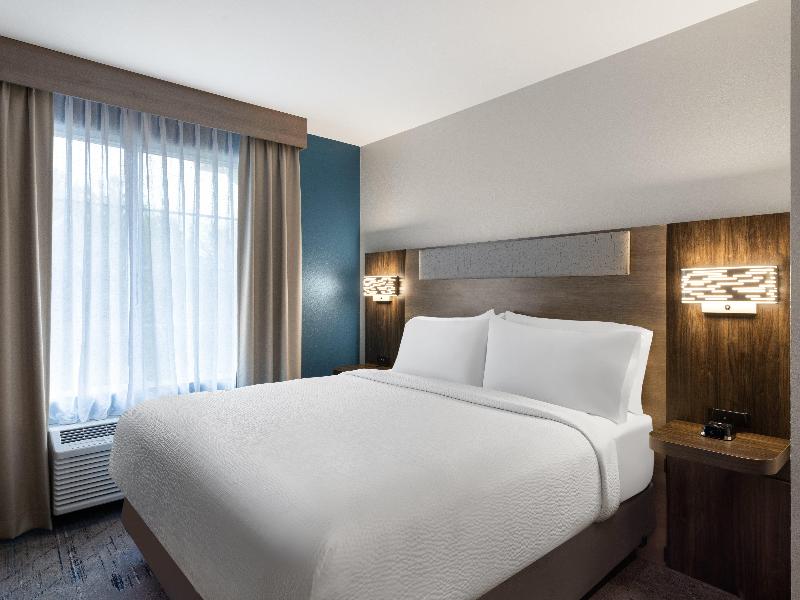 Holiday Inn Express Savannah Airport image
