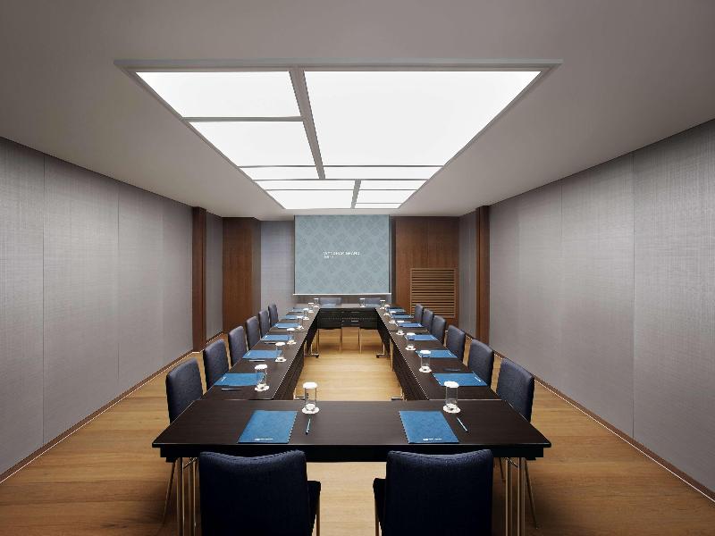 Wyndham Grand Busan Ljin image