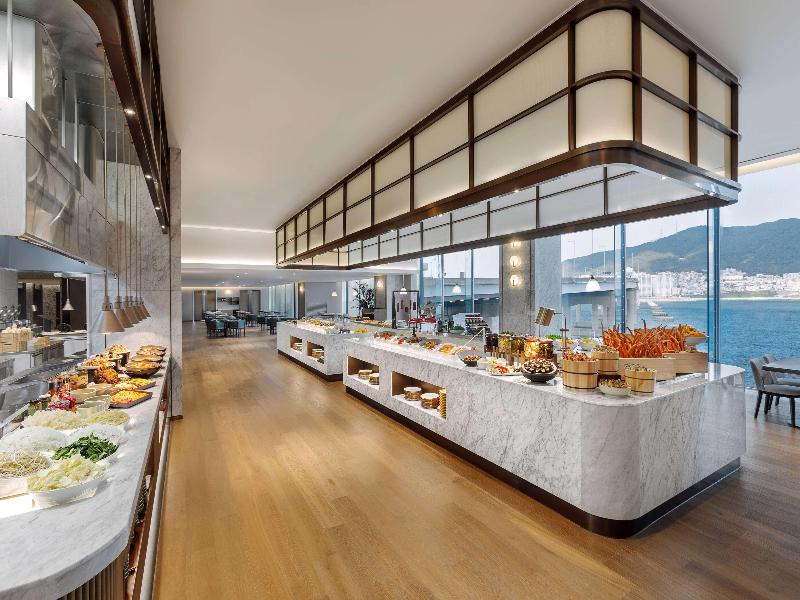 Wyndham Grand Busan Ljin image