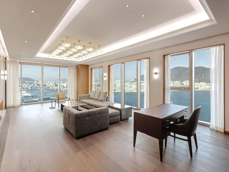 Wyndham Grand Busan Ljin image