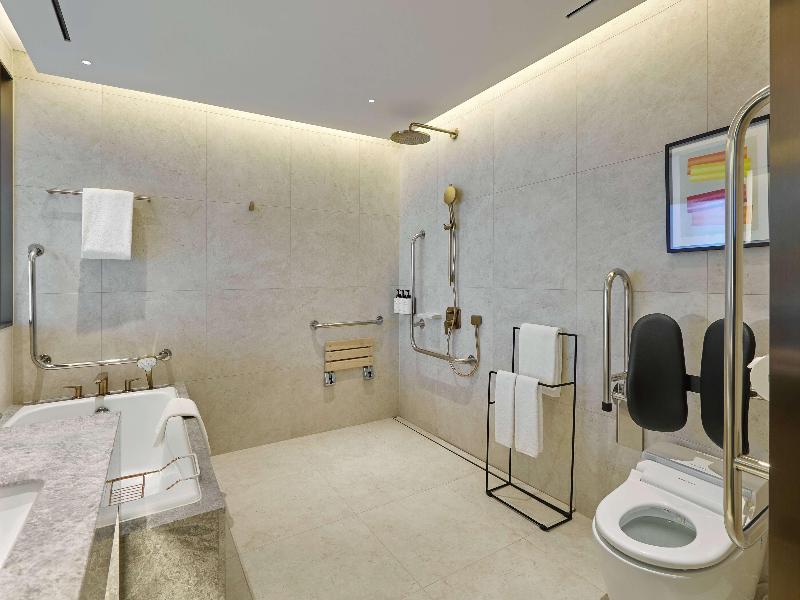 Wyndham Grand Busan Ljin image