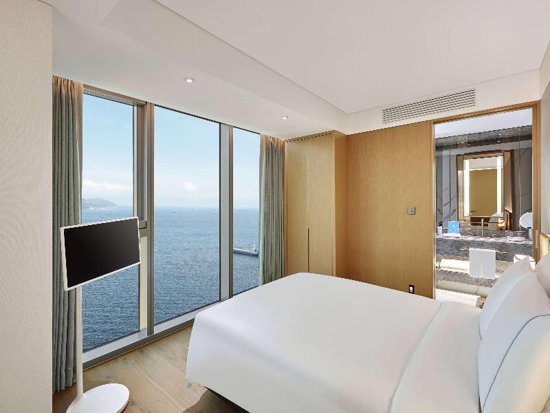 Wyndham Grand Busan Ljin image