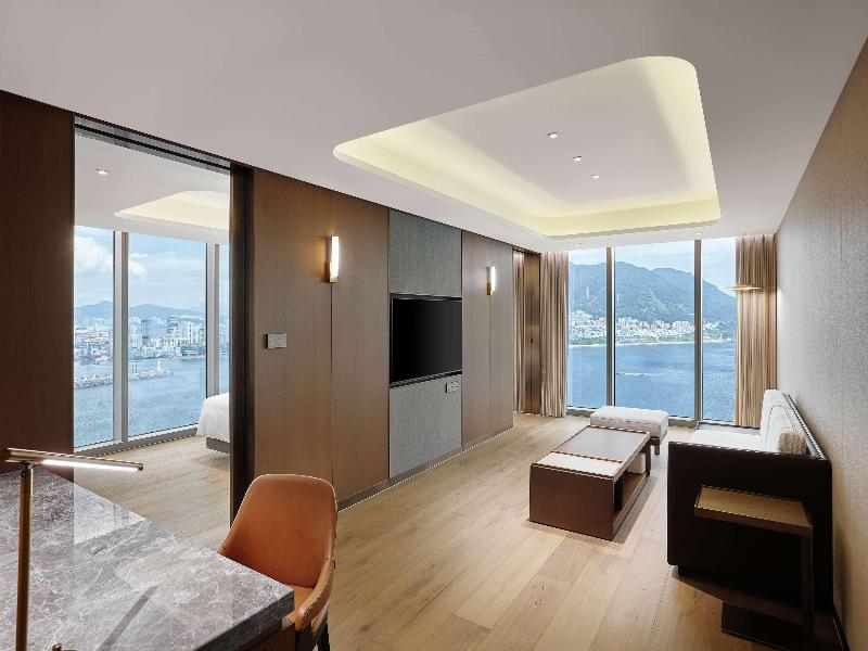 Wyndham Grand Busan Ljin image
