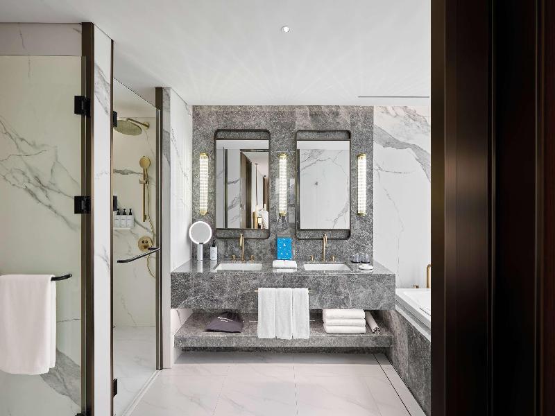 Wyndham Grand Busan Ljin image