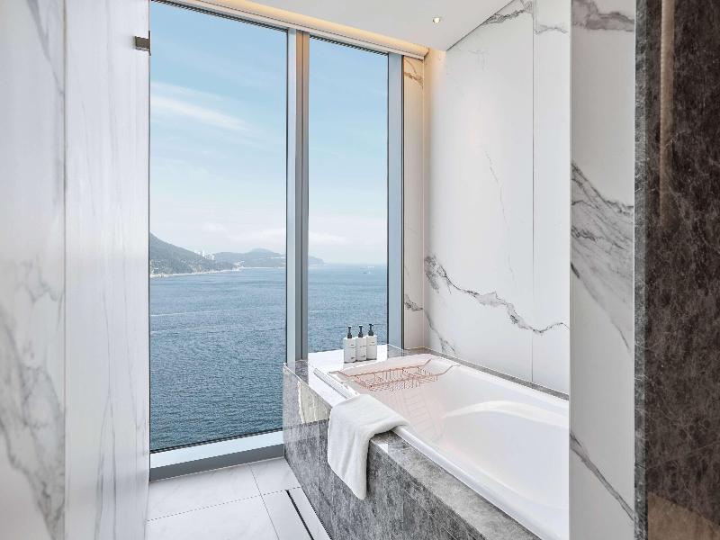 Wyndham Grand Busan Ljin image