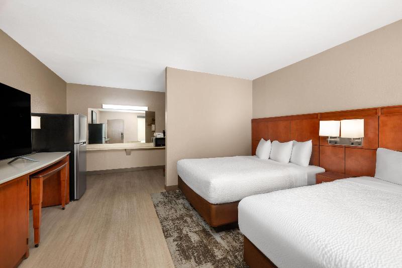 Travelodge By Wyndham Parker image
