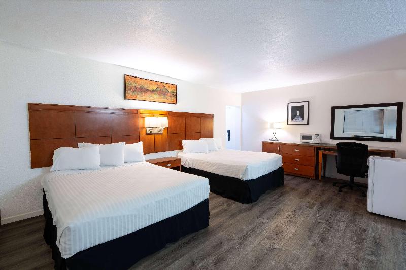 Travelodge By Wyndham Parker image