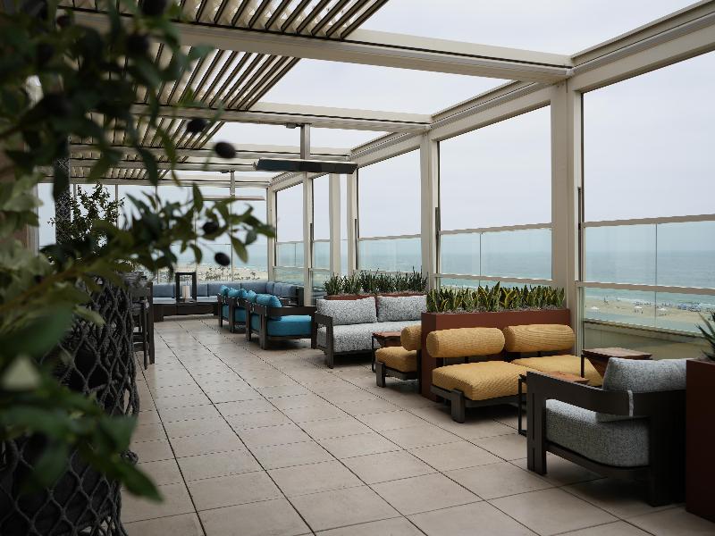 The Waterfront Beach Resort, a Hilton Hotel image