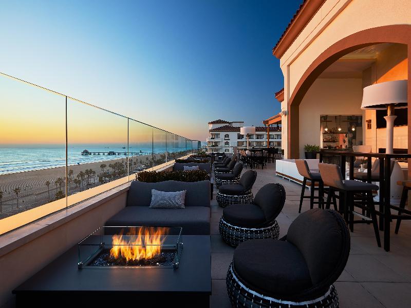The Waterfront Beach Resort, a Hilton Hotel image