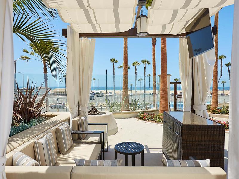The Waterfront Beach Resort, a Hilton Hotel image