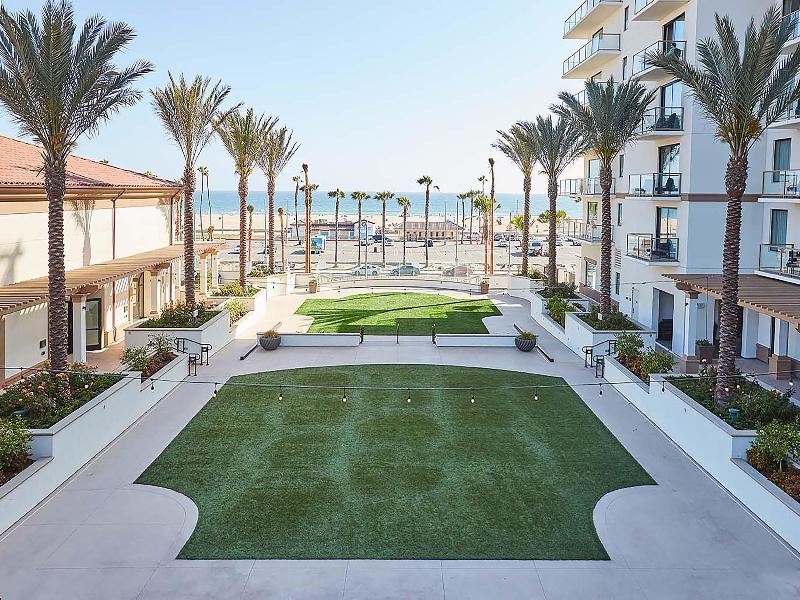 The Waterfront Beach Resort, a Hilton Hotel image