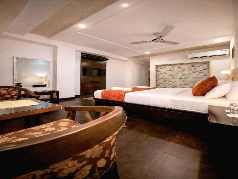 Hotel Samovar image