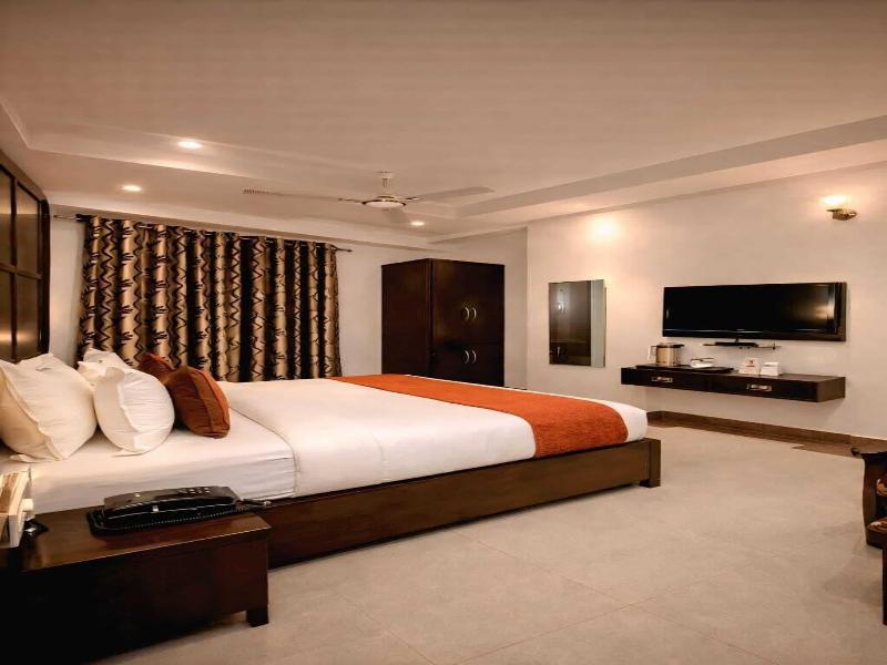 Hotel Samovar image