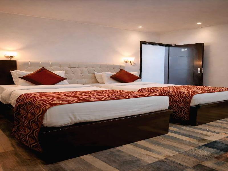Hotel Samovar image