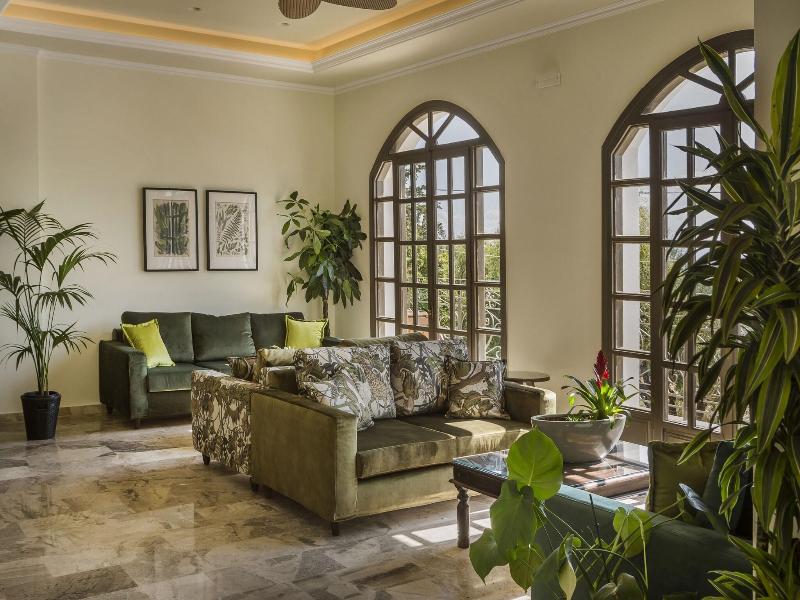 La Signora Hotel image