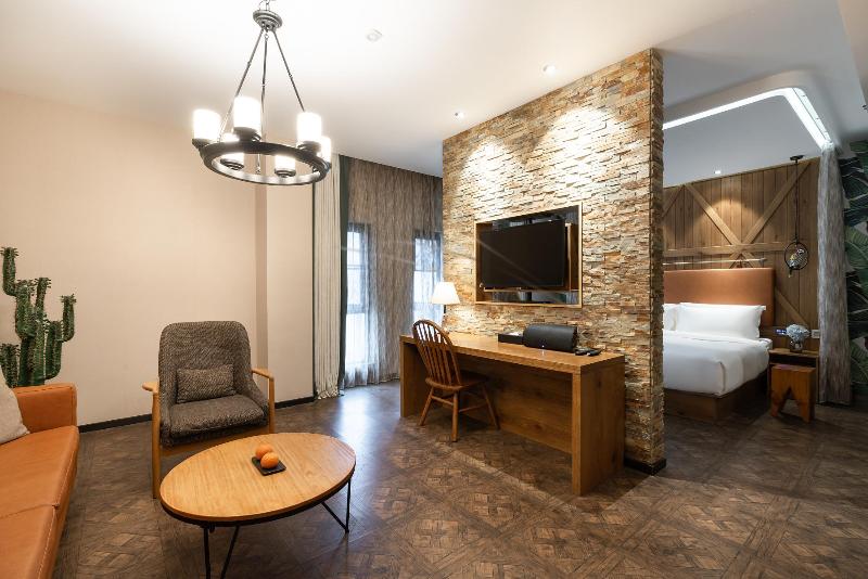 Orange Hotel Changsha IFC image