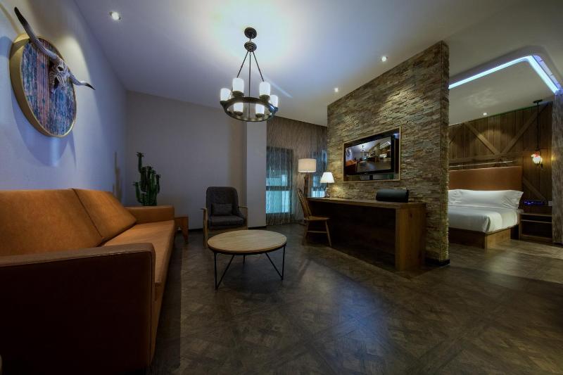 Orange Hotel Changsha IFC image