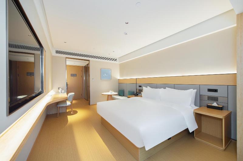 Ji Hotel xiangyang Dongjin Minfa Century Plaza image