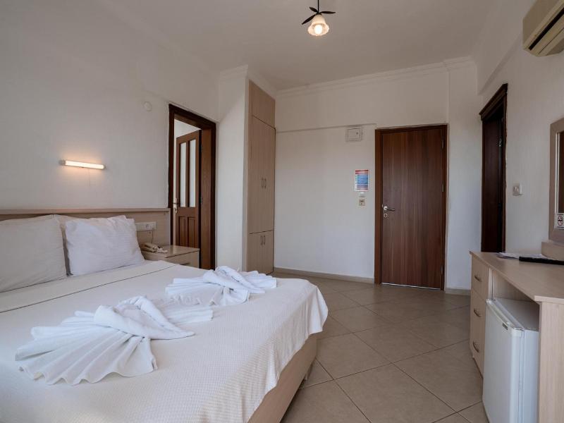 Gokcen Hotel & Apartments image