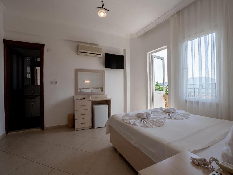Gokcen Hotel & Apartments image