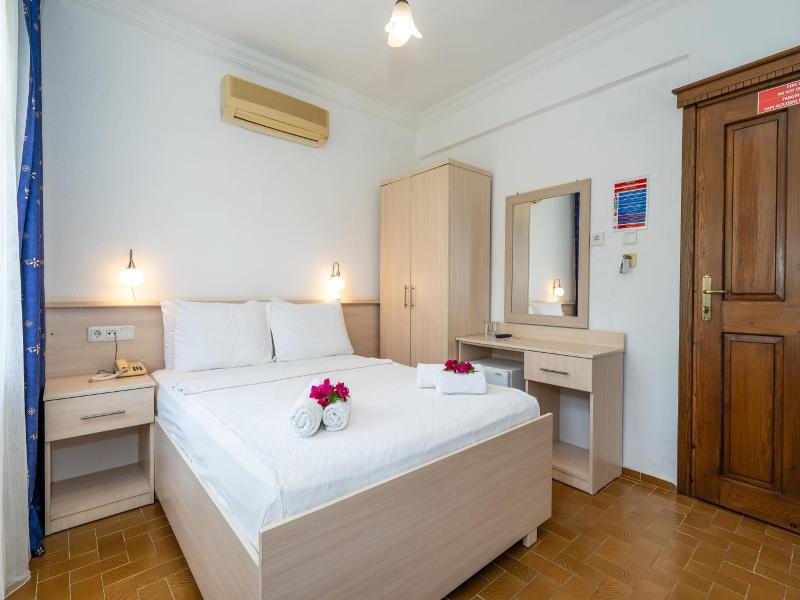 Gokcen Hotel & Apartments image