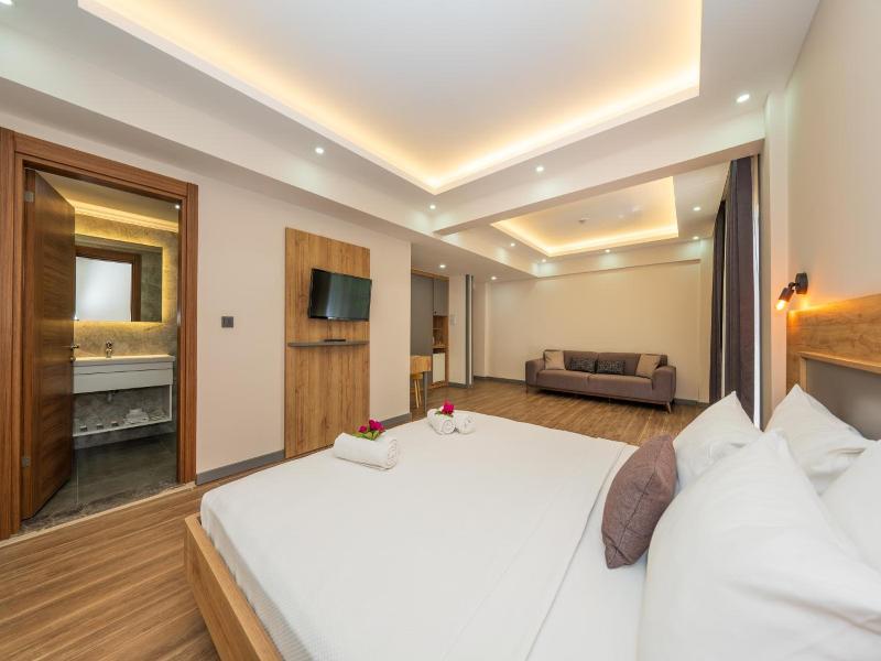 Gokcen Hotel & Apartments image
