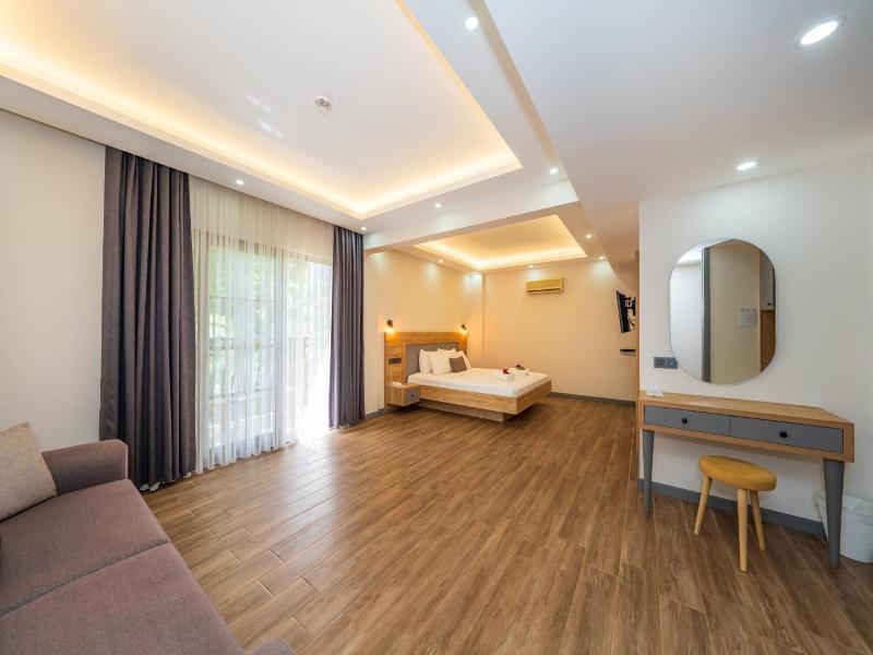 Gokcen Hotel & Apartments image