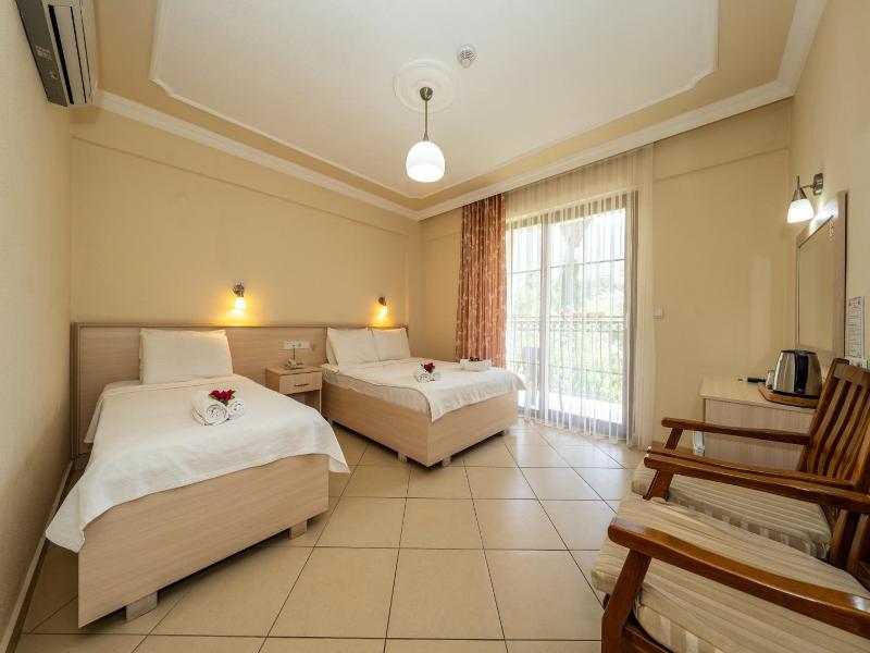 Gokcen Hotel & Apartments image