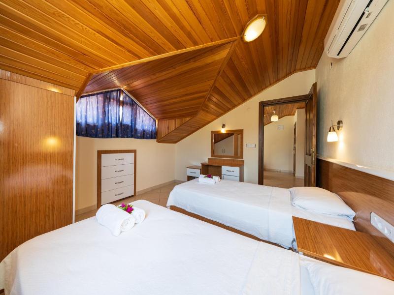 Gokcen Hotel & Apartments image