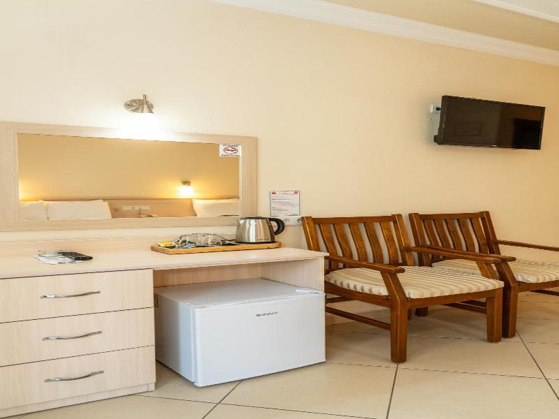 Gokcen Hotel & Apartments image