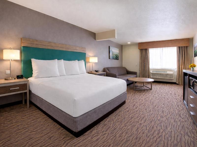 Best Western Plus Peppertree Airport Inn image