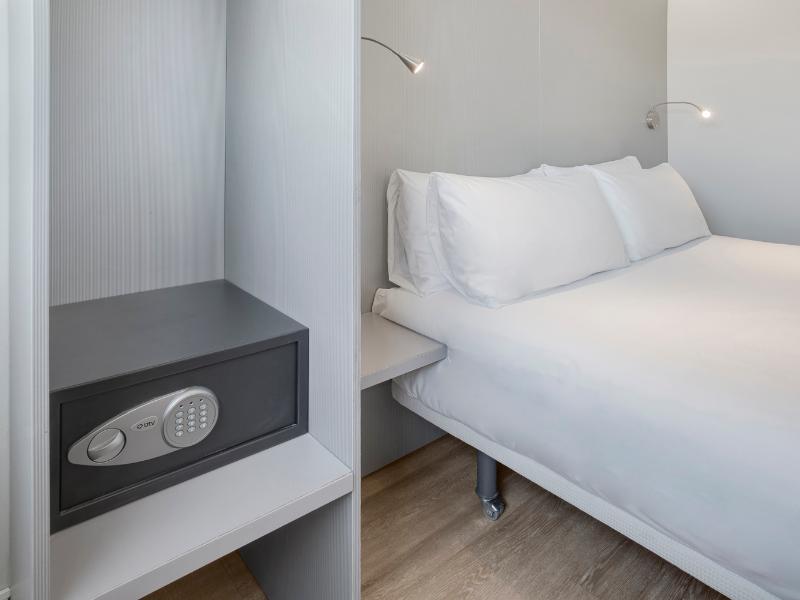B&B HOTEL Barcelona Granollers image