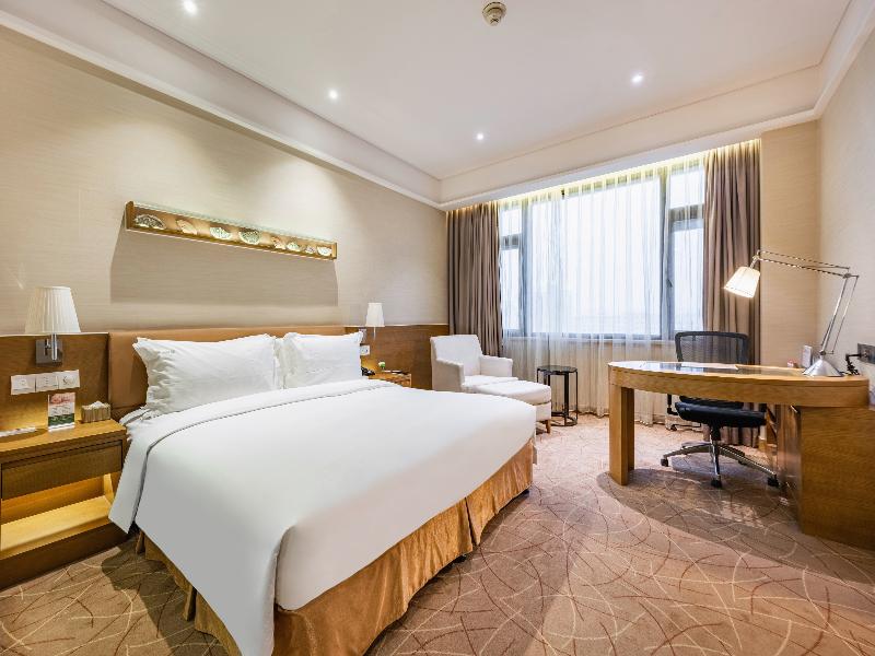 Holiday Inn Xi an Big Goose Pagoda image